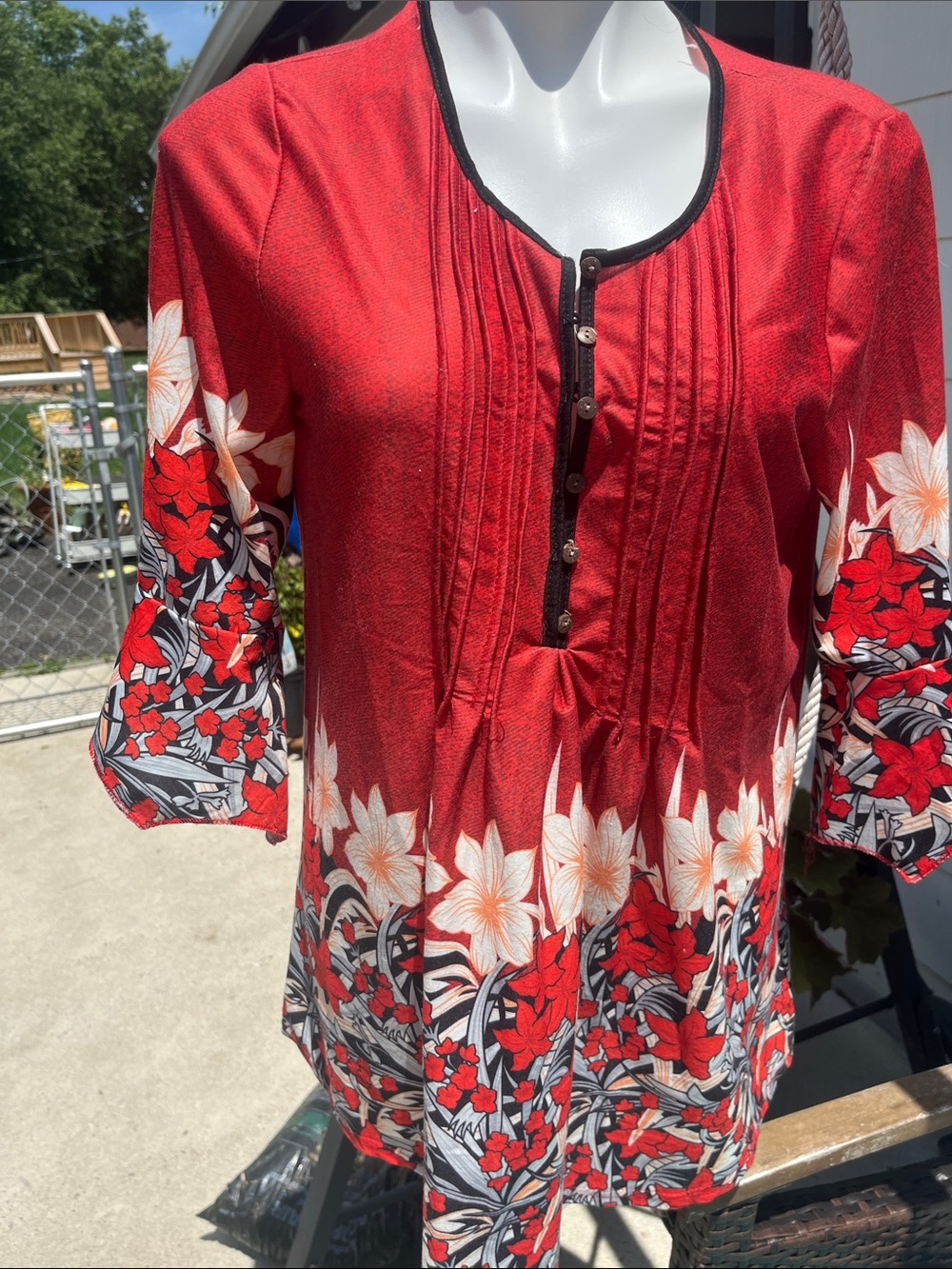 Red Floral Pintuck Womens Tunic Top